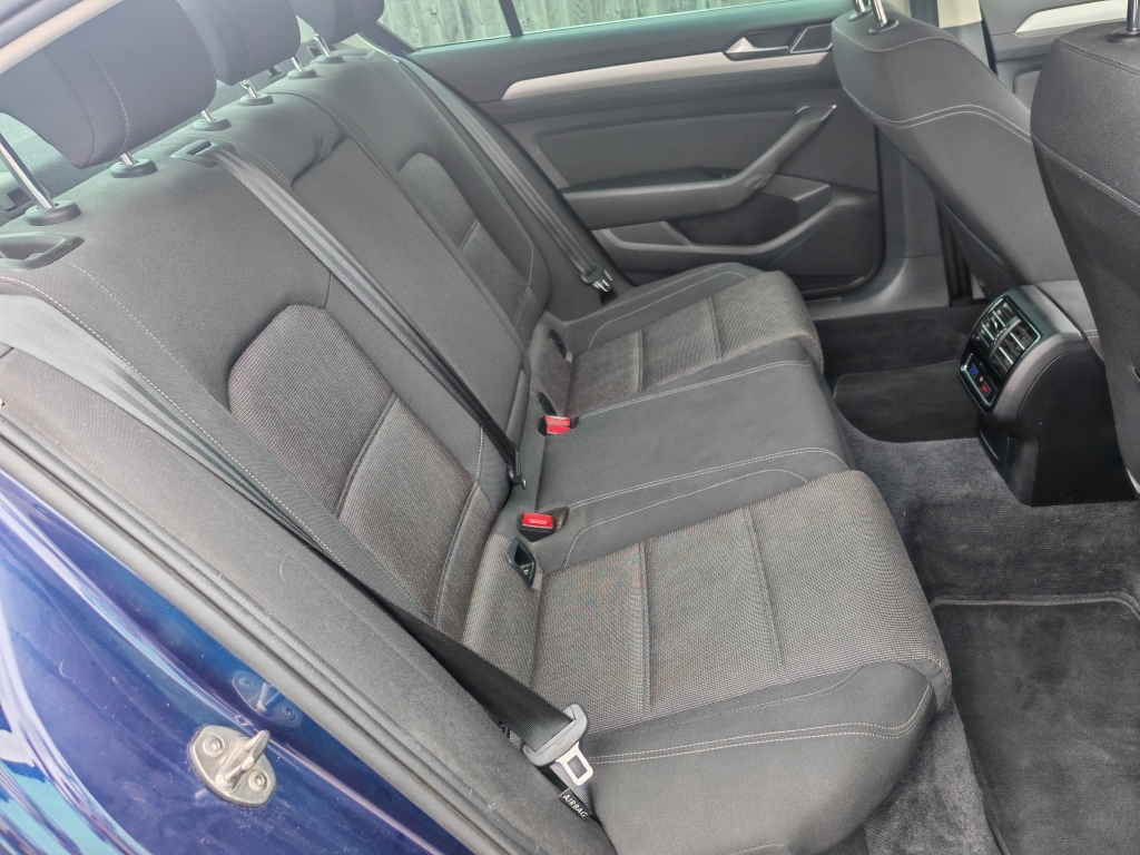 Volkswagen Passat Passat R Line Tdi Bluemotion Technology S-a Black #10