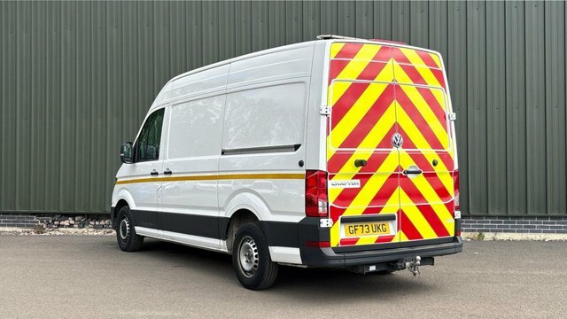 Volkswagen Crafter 2.0 Tdi Cr35 Trendline GF73UKG White #3