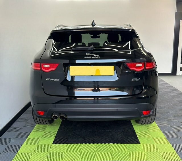 Jaguar F-Pace 2.0 D180 R-sport Suv AE19NWJ Black #4