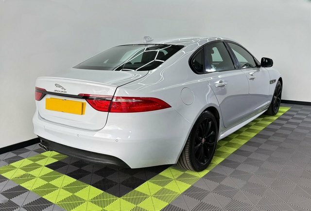 Jaguar XF 2.0D R-sport Saloon White #2