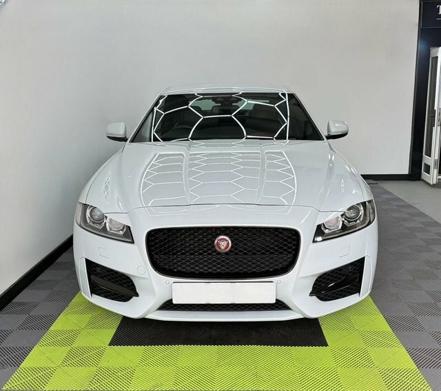 Jaguar XF 2.0D R-sport Saloon White #3