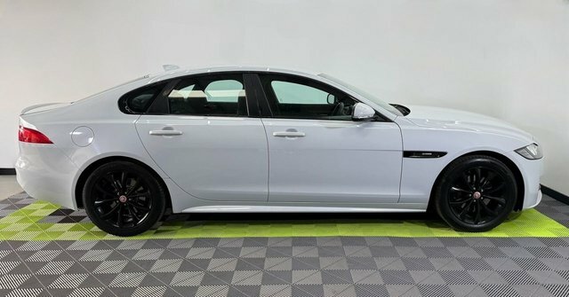 Jaguar XF 2.0D R-sport Saloon White #6