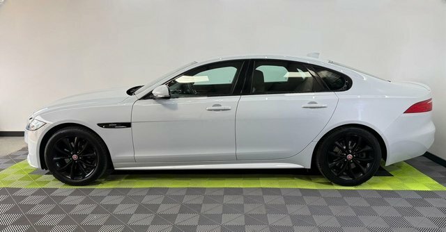 Jaguar XF 2.0D R-sport Saloon White #5