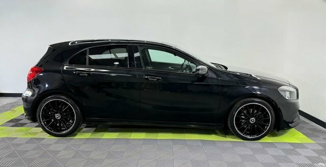Mercedes-Benz A Class 1.5 A180d Amg Line YP17XLU Black #6