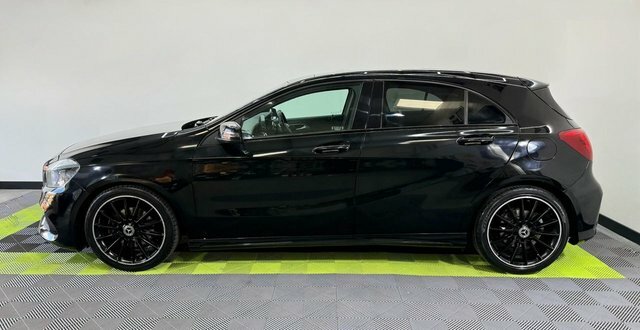Mercedes-Benz A Class 1.5 A180d Amg Line YP17XLU Black #5