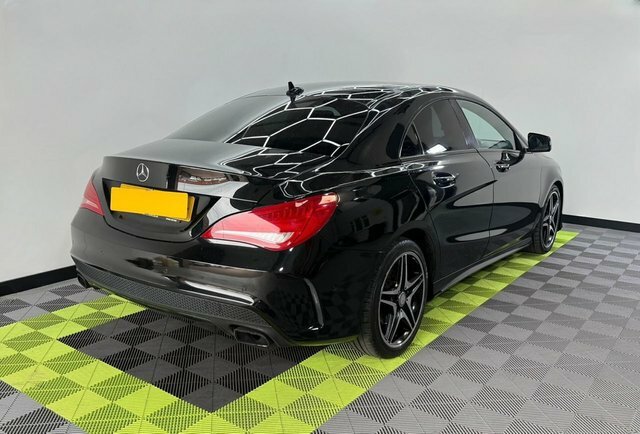Mercedes-Benz CLA Class 1.6 Cla180 Amg Sport Black #2