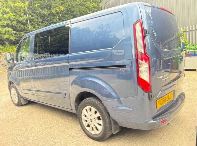 Ford Transit Custom 2.0 320 Ecoblue Limited YC68ULG Blue #4