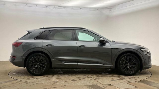 Audi Q8 e tron 50 Black Edition Suv Grey #3
