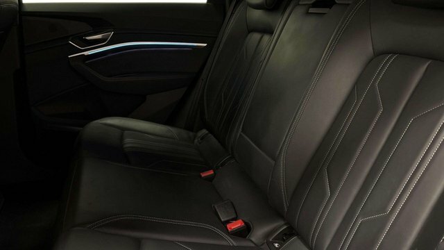 Audi Q8 e tron 50 Black Edition Suv Grey #5