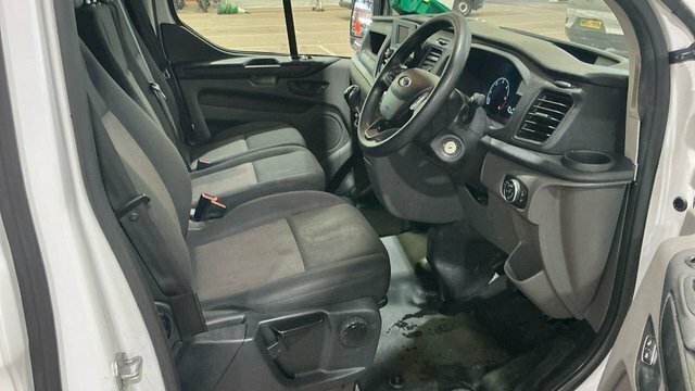 Ford Transit Custom 2.0 300 Ecoblue Leader YS69PCU White #3