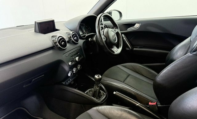Audi A1 S Line Black #25