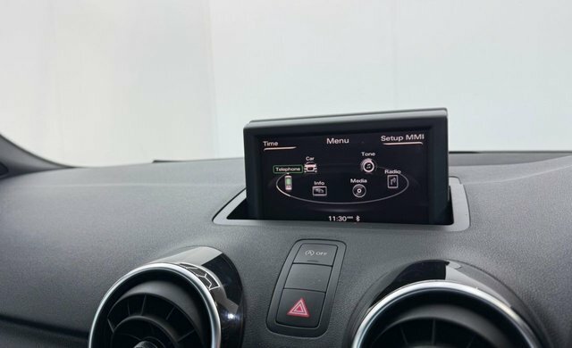 Audi A1 S Line Black #24