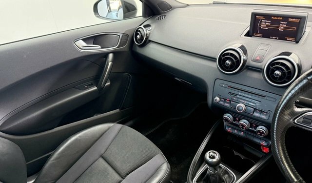 Audi A1 S Line Black #13