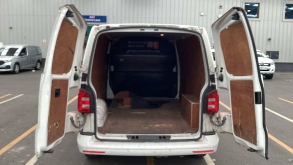 Volkswagen Transporter Panel Van White #5