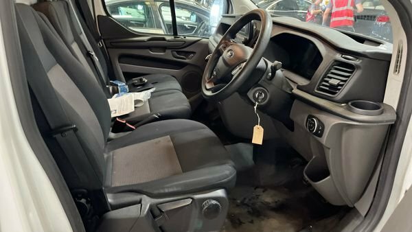 Ford Transit Custom 2.0 300 Ecoblue Leader YT20UHZ White #3