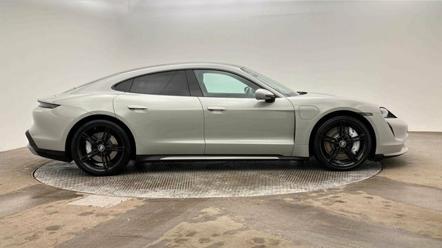 Porsche Taycan Performance Plus 93.4Kwh Turbo Grey #3