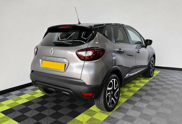 Renault Captur 0.9 Tce Energy Iconic Grey #2