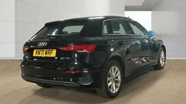 Audi A3 2.0 Tdi 30 Technik KN71WRF Black #2