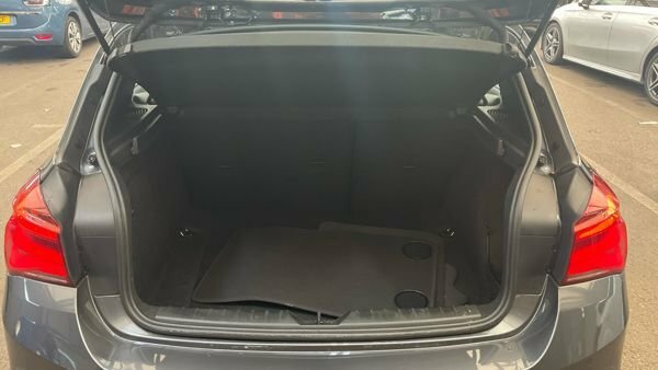 BMW 1 Series 1.5L Se White #7