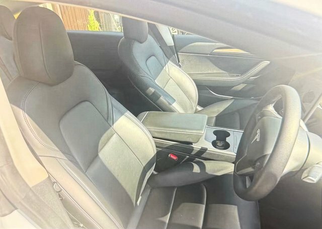 Tesla Model 3 Standard Range Plus Saloon White #4