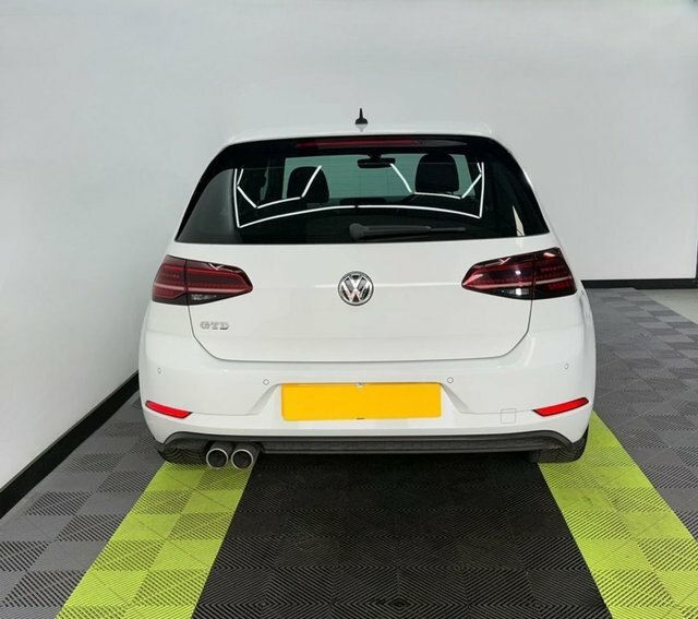 Volkswagen Golf 1.5 Tsi Evo 150 Gt Dsg White #3