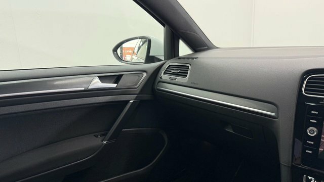 Volkswagen Golf 1.5 Tsi Evo 150 Gt Dsg White #14