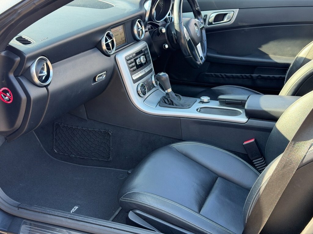 Mercedes-Benz SLK 2.1L Null Red #8