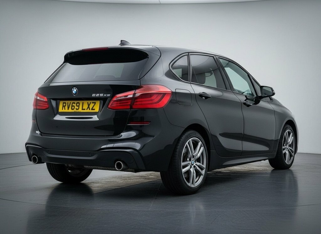 BMW 2 Series Active Tourer 1.5L M Sport Black #3