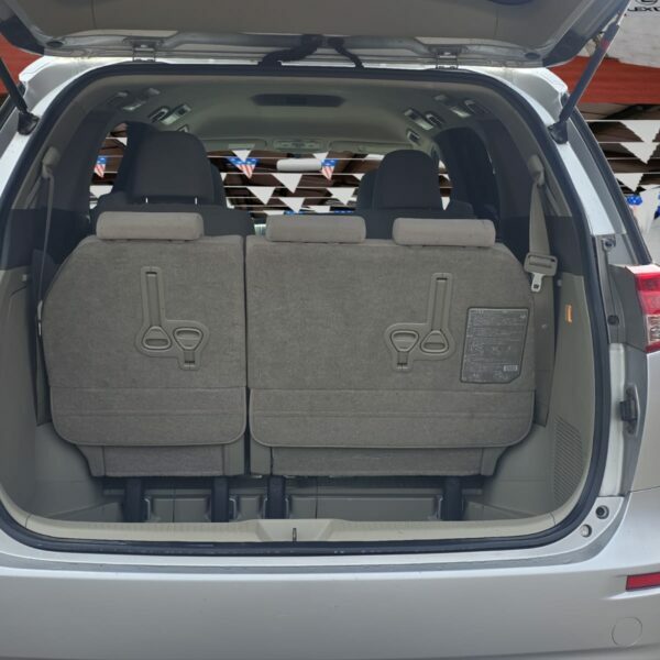 Toyota Estima Mpv 2009-59 #20