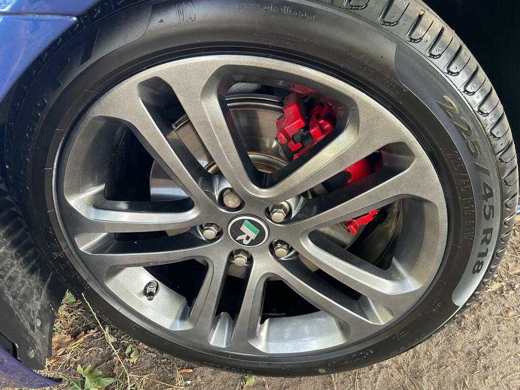 Jaguar XE Prestige Blue #35