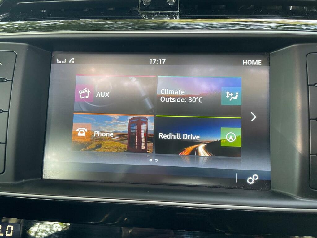 Jaguar XE Prestige Blue #40