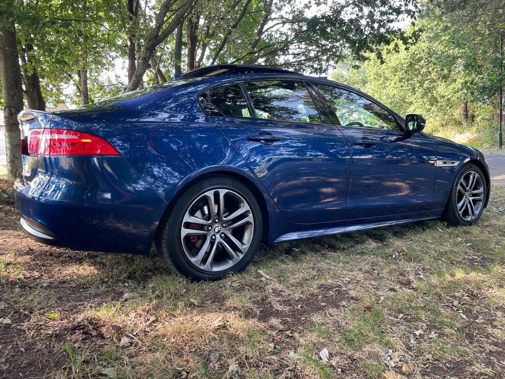Jaguar XE Prestige Blue #44