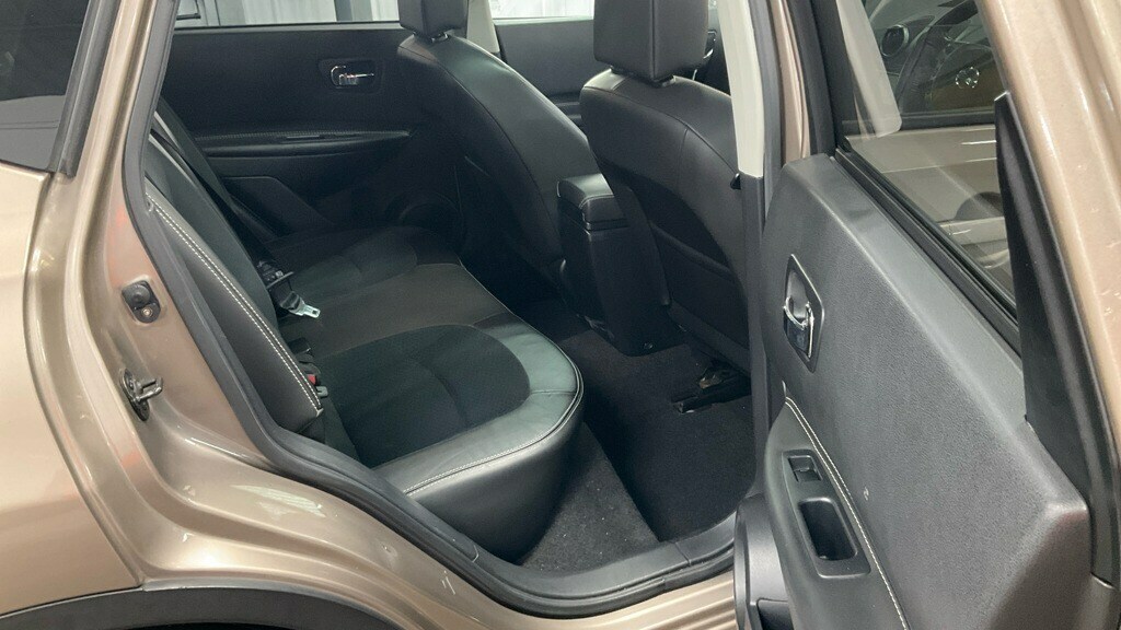 Nissan Qashqai 360 Black #10
