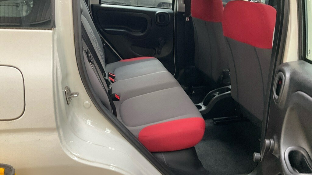 Fiat Panda Hatchback Pop 201464 White #10