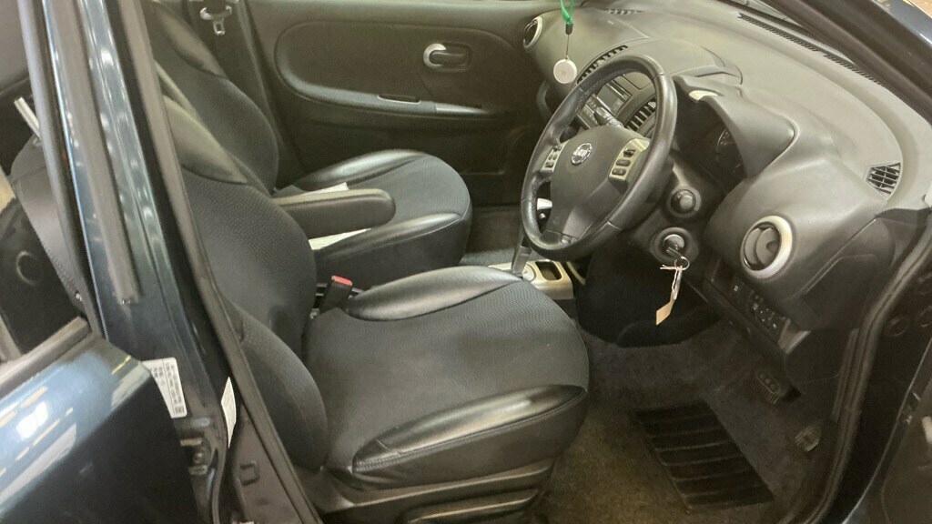 Nissan Note Visia 5-Door Black #11