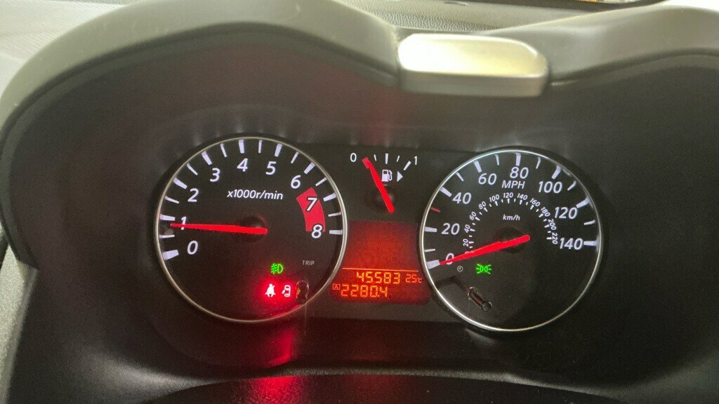 Nissan Note Visia 5-Door Black #12