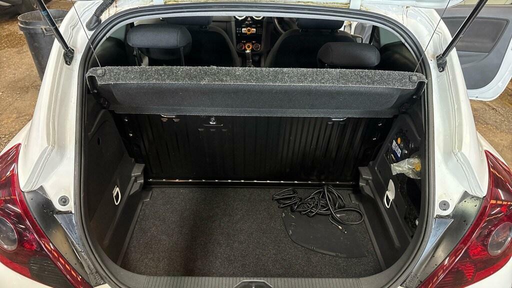 Vauxhall Corsa Corsa Silver #9