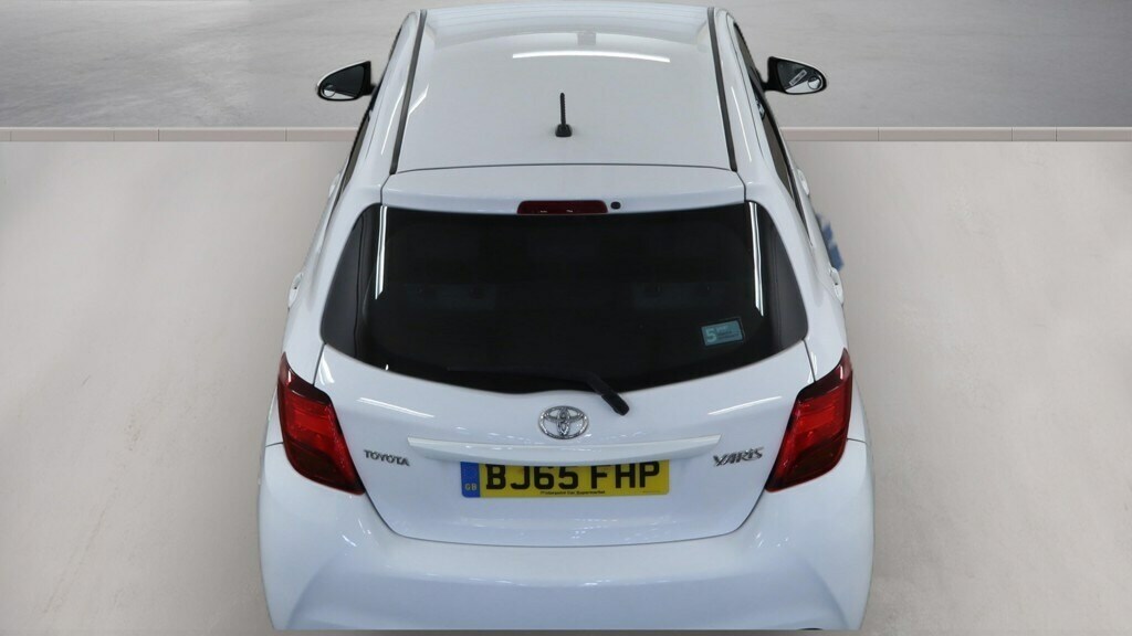 Toyota Yaris Excel Blue #8