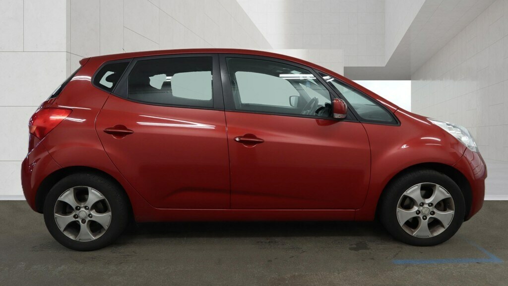 Kia Venga 1.6 3 Red #5