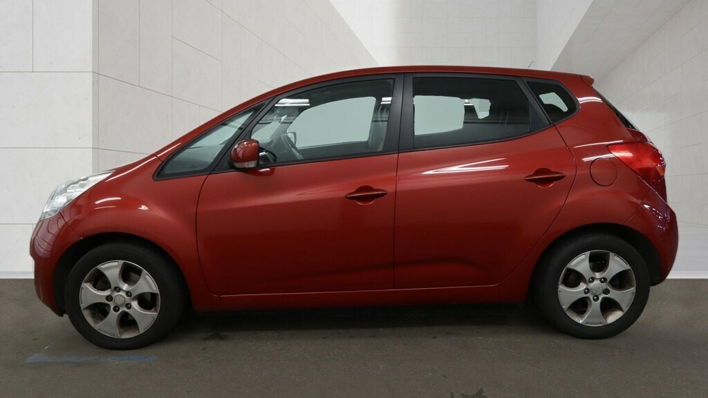 Kia Venga 1.6 3 Red #6