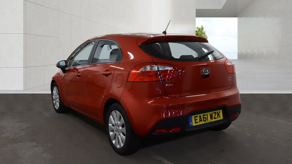 Kia RIO 1.4 2 Red #3