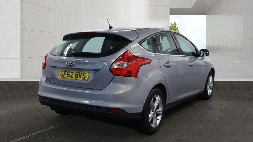 Ford Focus 1.6 Tdci Zetec Euro 5 Ss White #4