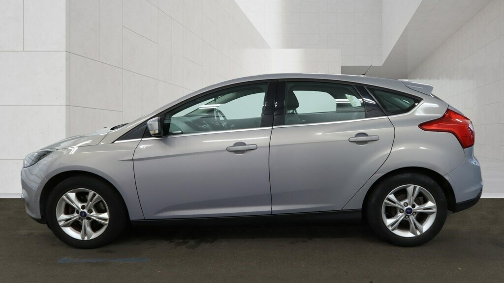 Ford Focus 1.6 Tdci Zetec Euro 5 Ss White #6