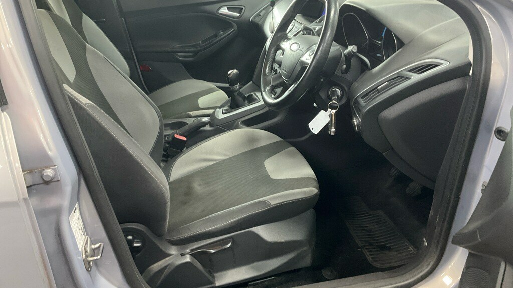 Ford Focus 1.6 Tdci Zetec Euro 5 Ss White #11