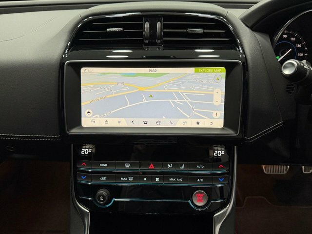 Jaguar XE 2.0 I4 250Ps R-sport Awd Blue #25
