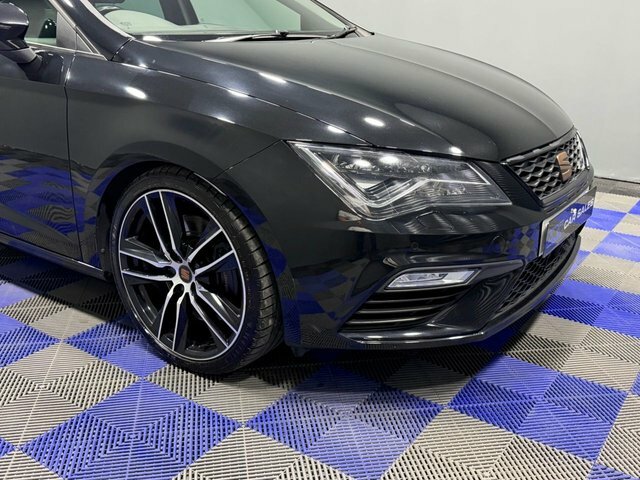 Seat Leon 2019 2.0 Tsi Cupra 290 Lux Hatchback Ds GV19WHW Black #3