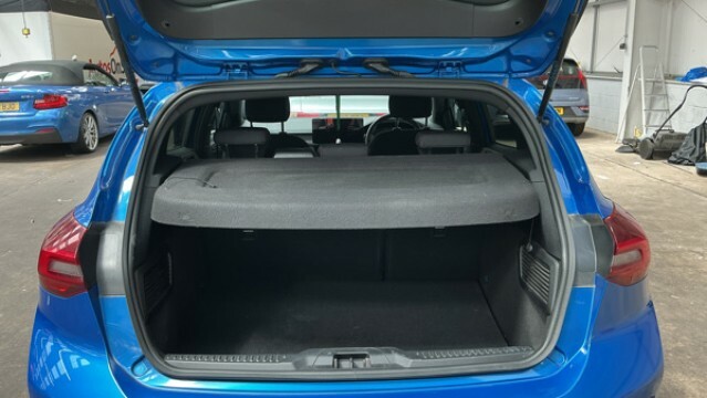 Ford Focus Focus St-line Vignale Estate 1.0L Ecoboost 125Ps F Blue #11