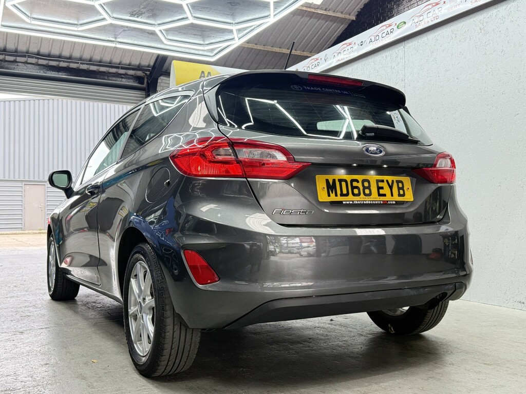 Ford Fiesta Hatchback 1.1 Ti-vct Zetec Apply For Finance On O Grey #3