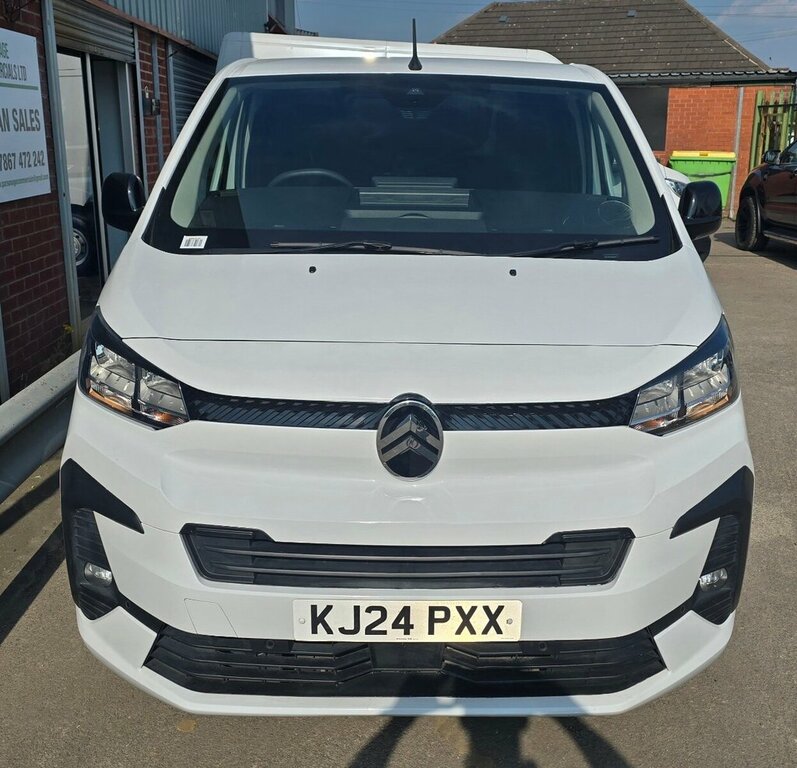 Citroen Dispatch 1.5L Driver Xl 6Dr White #5