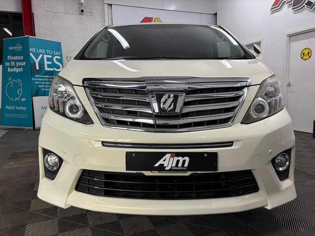 Toyota Alphard 240S C Package U835 White #4